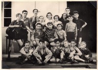 /album/fotogalerie/a20-6-1955-chlapci-z-rybarske-ulicky-ucinkujici-vlada-svoboda-mila-bouska-lada-maleninsky-milan-pekny-karel-slach-karel-benedikt-pavel-pekny-mirek-talian-jirka-drha-jpg/